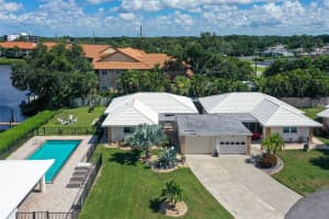 116 VILLA DRIVE, OSPREY, FL 34229 - MLS#MFRA4660626