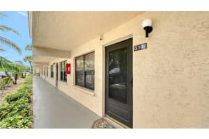 625 30TH AVENUE, BRADENTON, FL 34205 - MLS#MFRA4660670