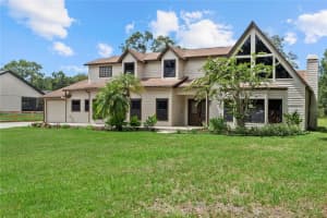 6040 COUNTRY CLUB ROAD, WESLEY CHAPEL, FL 33544 - MLS#MFRA4660728