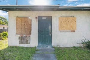 1556 25th St, SARASOTA