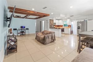 942 TARPON AVENUE, SARASOTA, FL 34237 Sold 12/23/25