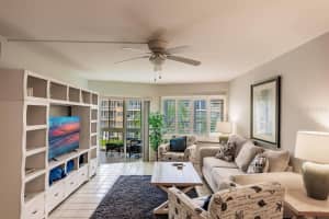 1250 PORTOFINO DRIVE, SARASOTA, FL 34242 - MLS#MFRA4660757