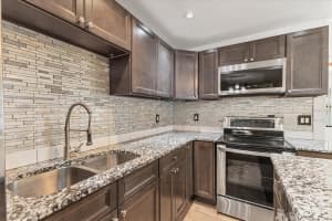 1054 13TH AVENUE, ST PETERSBURG, FL 33705 Sold 09/30/25