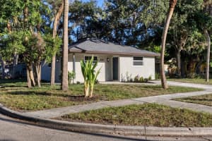 3058 Palmadelia Ave, SARASOTA