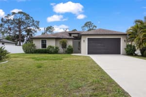 2471 W Price Blvd, NORTH PORT
