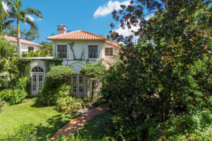 457 WOODLAND DRIVE, SARASOTA, FL 34234 - MLS#MFRA4660855