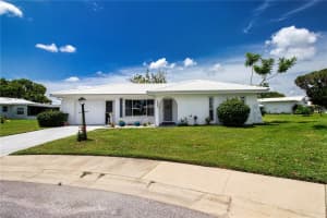 808 Mandarin Cir, BRADENTON