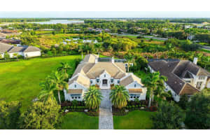 15904 BAYCROSS DRIVE, LAKEWOOD RANCH, FL 34202 - MLS#MFRA4660889