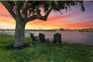 6005 MIDNIGHT PASS ROAD, SARASOTA, FL 34242 - MLS#MFRA4660901