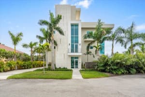 1000 TOCOBAGA LANE, SARASOTA, FL 34236 - MLS#MFRA4660993