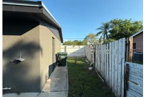 4598 BROOKSDALE DRIVE, SARASOTA, FL 34232 - MLS#MFRA4661005