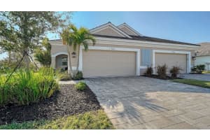 7668 REGISTRAR WAY, SARASOTA, FL 34243 - MLS#MFRA4661021