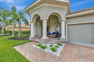 12412 DAISY PLACE, BRADENTON, FL 34212 - MLS#MFRA4661051