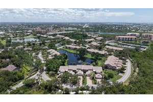 5223 HERON WAY, SARASOTA, FL 34231 - MLS#MFRA4661067