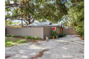 1108 Colleton Dr, SARASOTA