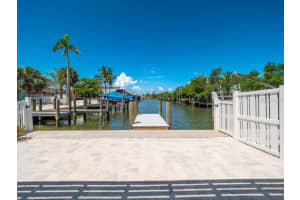18 SEASIDE COURT, HOLMES BEACH, FL 34217 - MLS#MFRA4661145