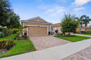 11789 Tapestry Ln, VENICE
