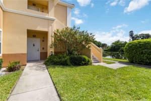 1040 Villagio Cir #108, SARASOTA