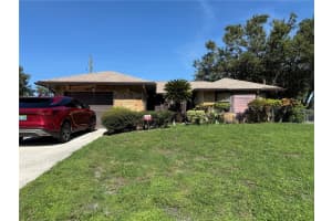 2430 Shamrock Dr, VENICE