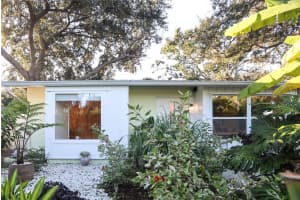 2040 PALM TERRACE, SARASOTA, FL 34231 - MLS#MFRA4661224