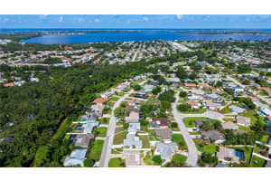 6804 23RD AVENUE, BRADENTON, FL 34209 - MLS#MFRA4661225
