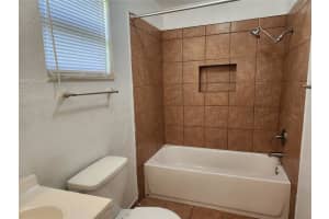 4118 WINDEMERE PLACE, SARASOTA, FL 34231 - MLS#MFRA4661265