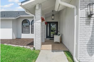 5747 39TH STREET CIRCLE, BRADENTON, FL 34203 Sold 09/19/25