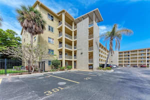 3514 Lake Bayshore Dr #k-108, BRADENTON