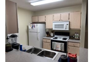 8911 MANOR LOOP, LAKEWOOD RANCH, FL 34202 - MLS#MFRA4661348