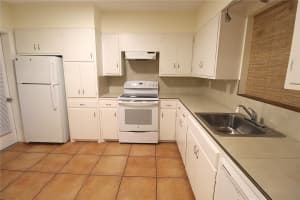2200 ROSE STREET, SARASOTA, FL 34239 - MLS#MFRA4661354