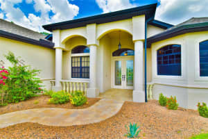 8201 HUNTERS GLEN CIRCLE, NORTH FORT MYERS, FL 33917 Sold 10/10/25