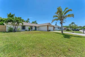 6905 23RD AVENUE, BRADENTON, FL 34209 Sold 09/03/25