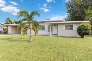 1000 39th Ave W, BRADENTON
