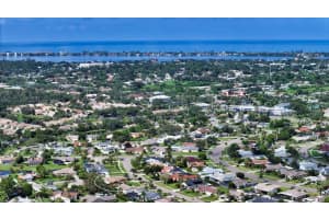 6675 EASTON DRIVE, SARASOTA, FL 34238 - MLS#MFRA4661504