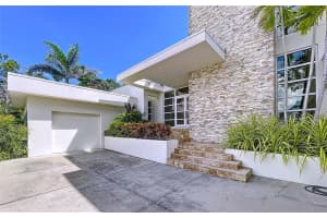 1347 HARBOR DRIVE, SARASOTA, FL 34239 - MLS#MFRA4661511