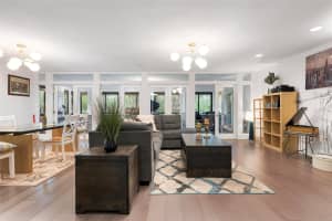 3330 THORNWOOD ROAD, SARASOTA, FL 34231 - MLS#MFRA4661513