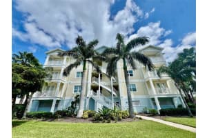 3412 79th Street Cir W #101, BRADENTON