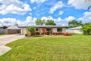 2708 FORT WORTH STREET, SARASOTA, FL 34231 - MLS#MFRA4661583