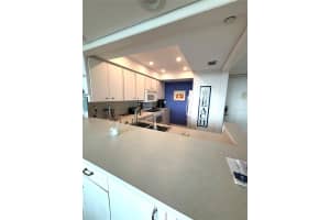 631 ALHAMBRA ROAD, VENICE, FL 34285 - MLS#MFRA4661593