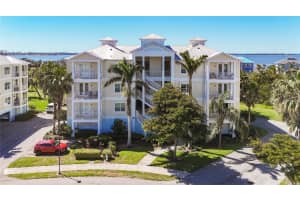 7810 34th Ave W #103, BRADENTON