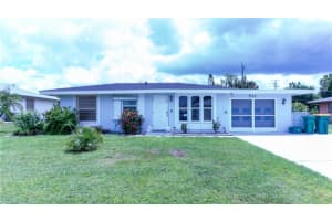 531 Azalea Dr Nw, PORT CHARLOTTE