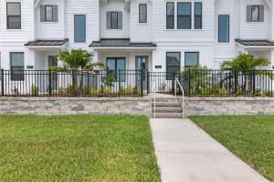 1579 SPRINGWELL LANE, SARASOTA, FL 34240 - MLS#MFRA4661635