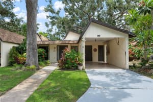 2227 Circlewood Dr #52, SARASOTA