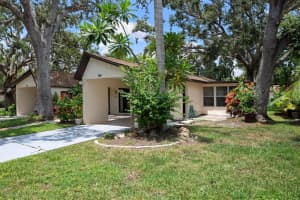 2227 CIRCLEWOOD DRIVE, SARASOTA, FL 34231 - MLS#MFRA4661657