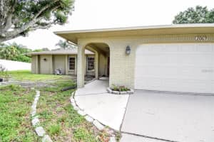 2069 COUNTRY MEADOWS LANE, SARASOTA, FL 34235 - MLS#MFRA4661658