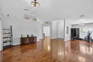 4033 DOVER DRIVE, BRADENTON, FL 34203 - MLS#MFRA4661665