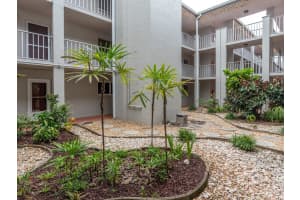 1310 GLEN OAKS DRIVE, SARASOTA, FL 34232 - MLS#MFRA4661667