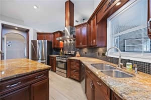 4518 DOVER STREET CIRCLE, BRADENTON, FL 34203 - MLS#MFRA4661782