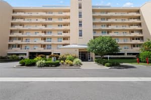 4460 Fairways Blvd #205, BRADENTON