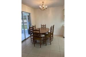 609 JEFFERSON AVENUE, SARASOTA, FL 34237 Sold 10/31/25